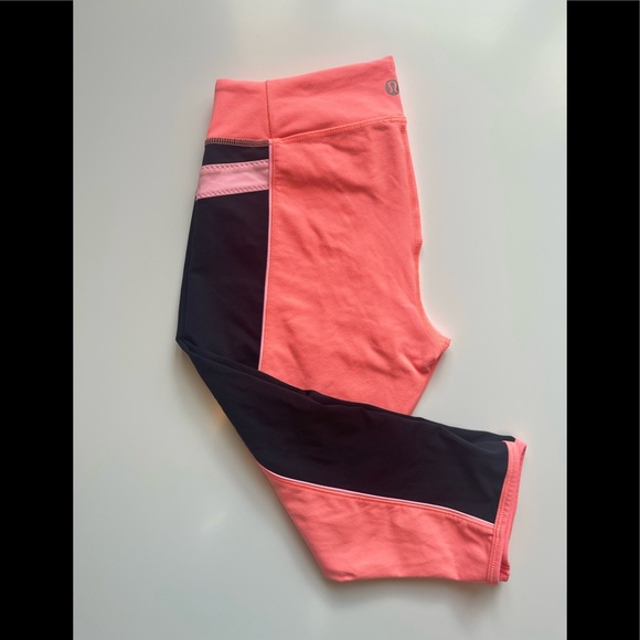 Lululemon Heat It Up Crop - Picture 2 of 6